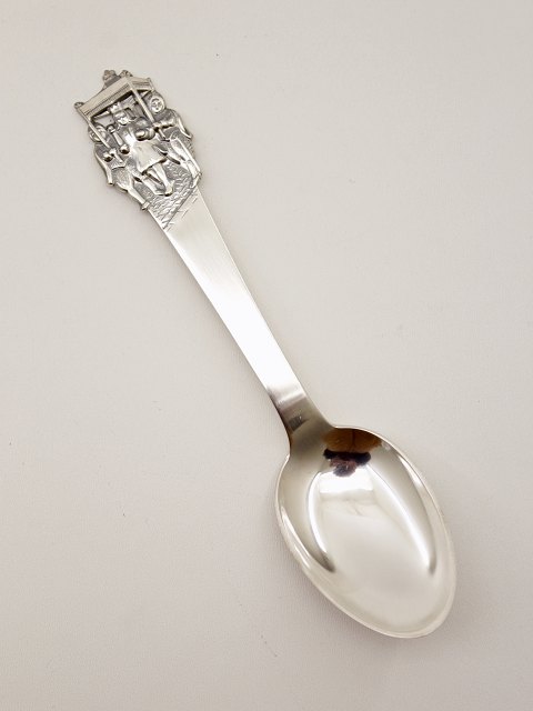 H C Andersen 830 sølv barneske  "Kejserens nye Klæder" solgt