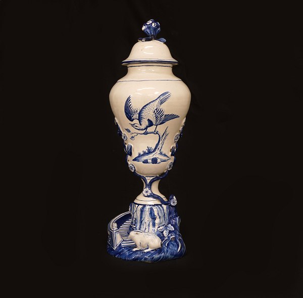 A blue decorated rabbit vase of faience. Signed Marieberg, Sweden, 03.10.1772. H: 37cm