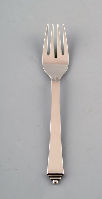 Georg Jensen Pyramid fish fork in sterling silver.Designed by Harald Nielsen 1933-44. 7 pcs in stock.