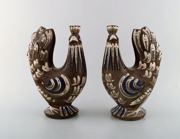Helge Christoffersen (b.1925, d. 1965), Danish sculptor. A pair of unique candlesticks in the shape of hens. Mid. 20th century.