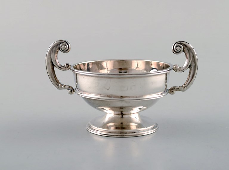 Birmingham, England. Antique silver salt cellar. Neoclassical style. Dated 1902/03.