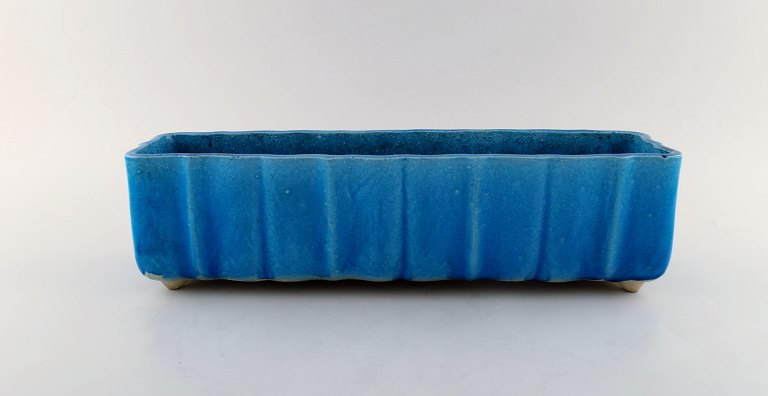 Nils Kähler for Kähler, Denmark. Glazed flower basin / jardiniere in beautiful turquoise glaze. 1960 / 70