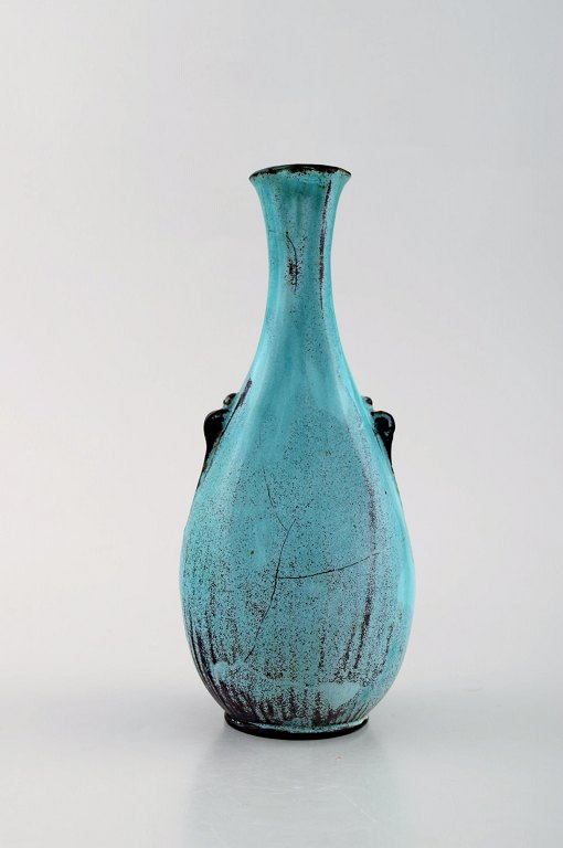 Svend Hammershøi for Kähler, HAK. Vase in glazed stoneware. Beautiful green black double glaze. 1930 / 40