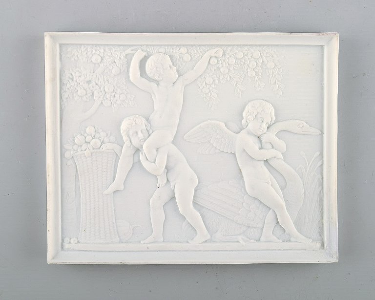 Royal Copenhagen after Thorvaldsen. Rare biscuit plaque. Boys stealing fruit. 1870