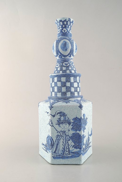 Bjørn Wiinblad. Early vase in hand-painted ceramics. Romantic garden scenery. Dated 1963.