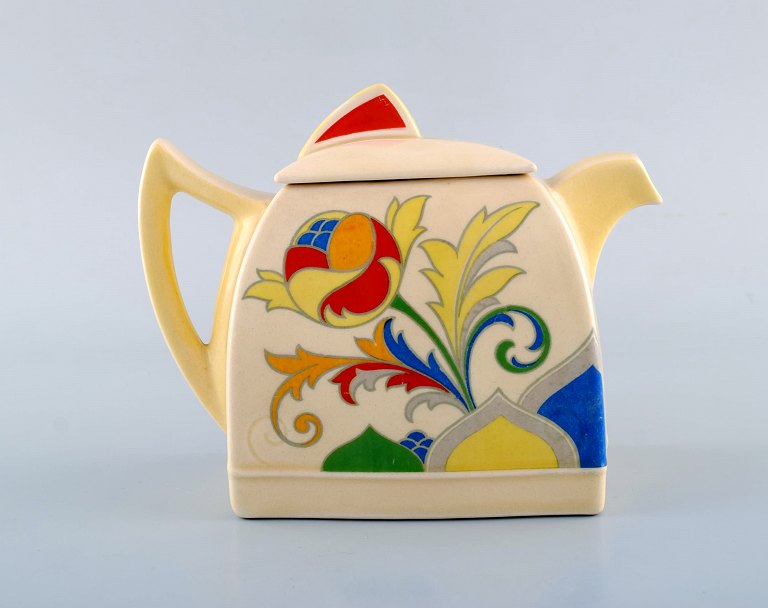 Clarice Cliff (1899-1963), England. Art deco Cresta teapot in hand-painted porcelain. Ca. 1940.