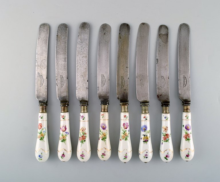 B & G, Bing & Grøndahl Saxon flower. Set of 8 antique large dinner knives.