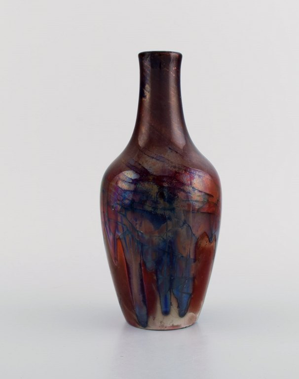 Karl Hansen Reistrup for Kähler. Antique vase in glazed ceramics. Beautiful luster glaze. 1890s.