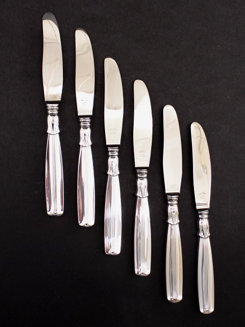 Lotus dinner knives 22 cm.