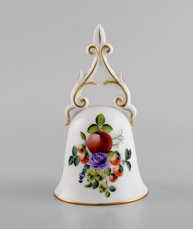 Herend table bell in hand-painted porcelain with flowers and gold decoration. 1980s.