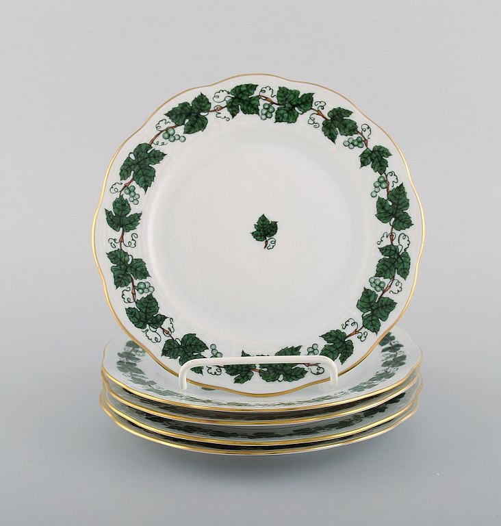 Five Herend Green Grape Leaf & Vine side plates in hand-painted porcelain. Mid-20th century.