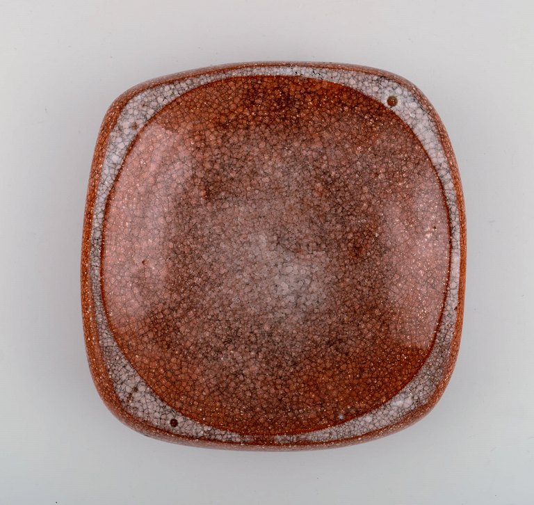 Georges Jouve (1910-1964), France. Unique bowl on foot in glazed crackle stoneware. Mid-20th century.