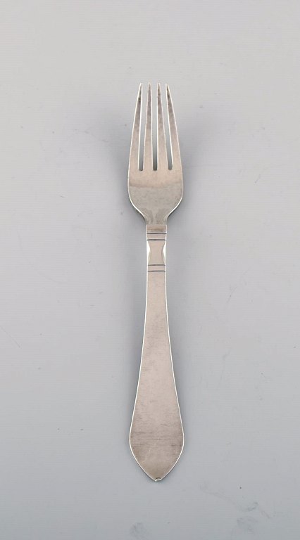 Georg Jensen Continental lunch fork in sterling silver. Dated 1933-44.