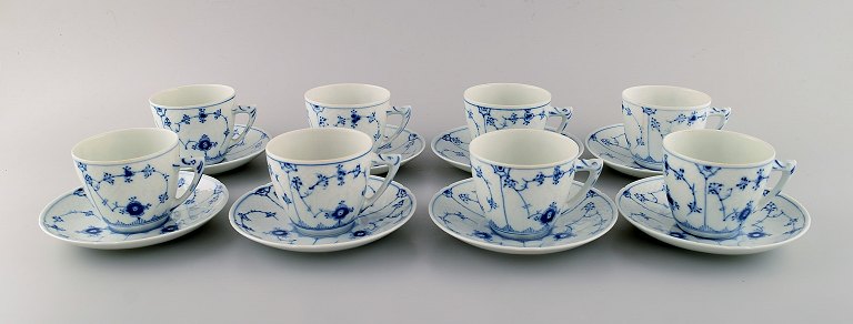 Eight Bing & Grøndahl blue fluted coffee cups with saucers. Model number 305. Mid 20th century.