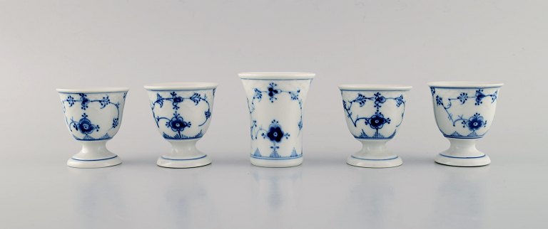 Bing & Grøndahl musselmalet vase og fire æggebægre. 1920/30