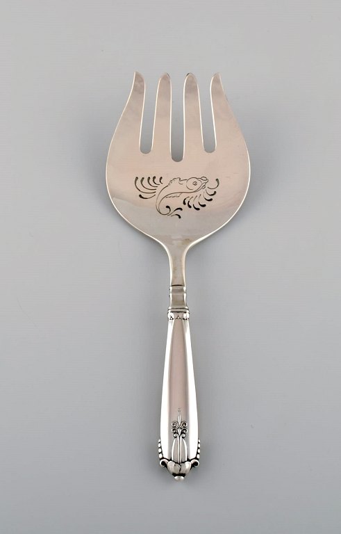 Georg Jensen Akkeleje large fish spade in silver (830). Ca 1920.