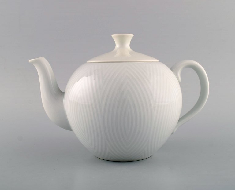 Royal Copenhagen. Salto Service, White. Large teapot. 1960s.