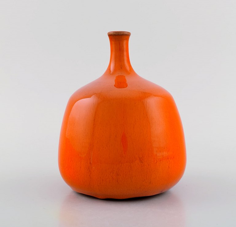 Georges Jouve skole. Vase i glaseret keramik. Smuk orange løbeglasur. Frankrig, midt 1900-tallet.