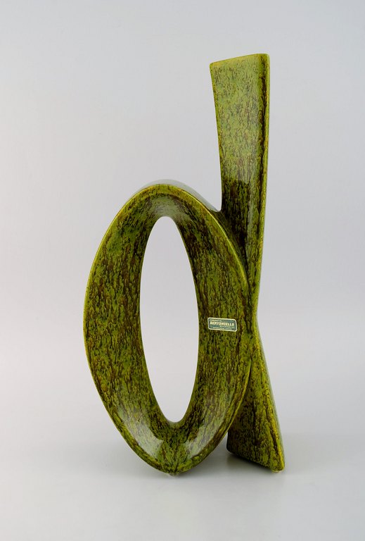 Rigon, Roberto for Bertoncello art ceramics. Large vase in glazed ceramics. Beautiful speckled glaze in shades of green. Italy, 1960s / 70s.