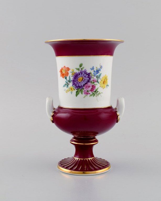 Antique Meissen porcelain vase with hand-painted flowers. Purple and gold decoration. Ca. 1900.