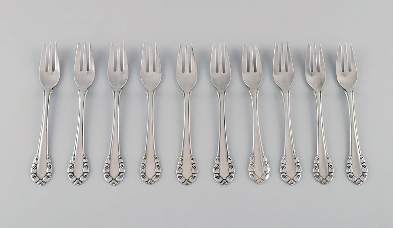 10 Georg Jensen Lily of the valley teaspoons in sterling silver.
