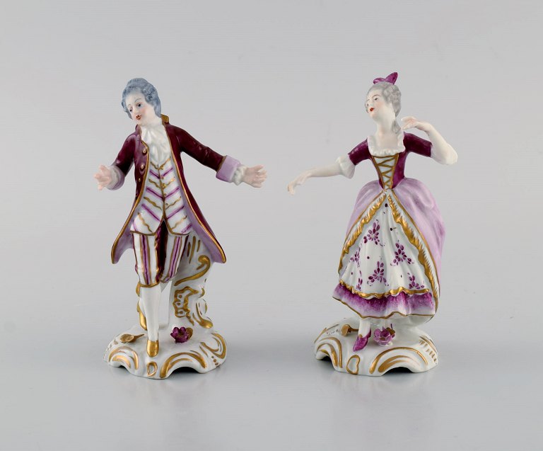 To tyske antikke porcelænsfigurer. Rokoko par. 1800-tallet.