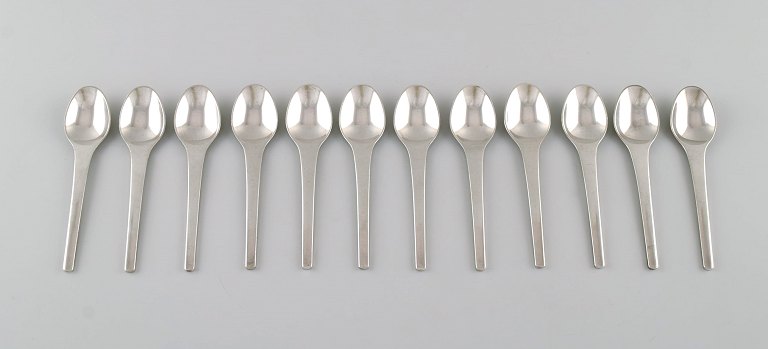 Tolv Georg Jensen Caravel kaffeskeer i sterlingsølv. 
