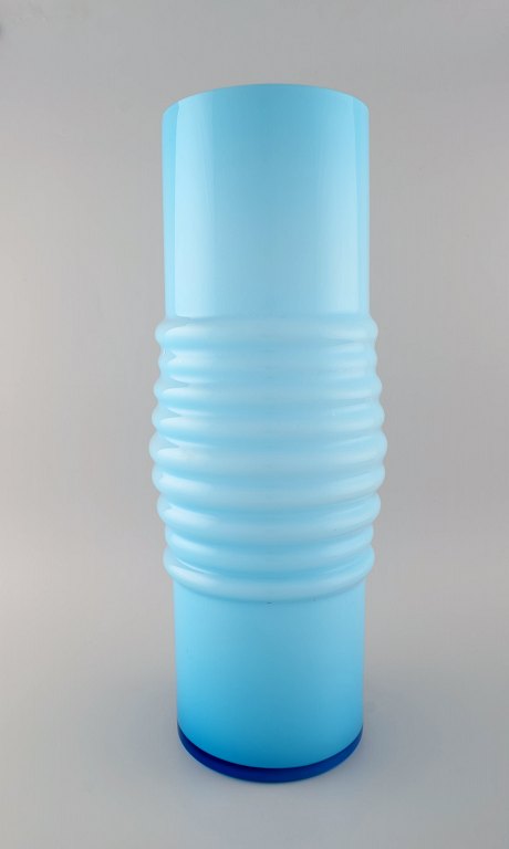 Per-Olof Ström for Alsterfors. Large vase in light blue mouth blown art glass. 1960s.