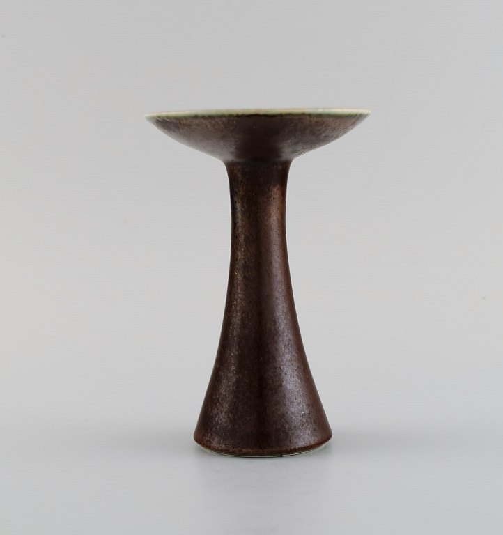 Liisa Hallamaa for Arabia. Unique vase in glazed ceramics. Finland, 1960s / 70s.