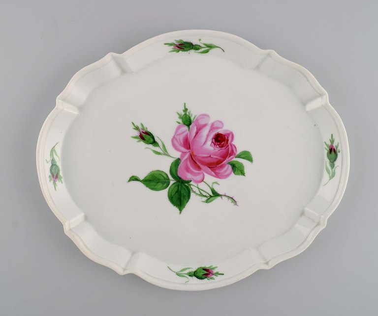 Meissen Pink Rose bakke i håndmalet porcelæn med guldkant. Tidligt 1900-tallet.