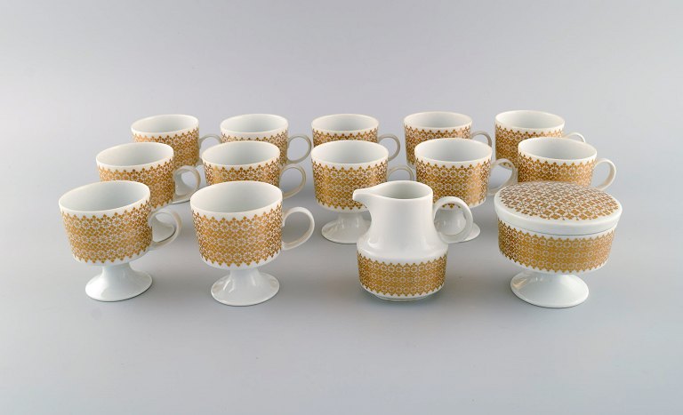 Tapio Wirkkala for Rosenthal. Coffee service for twelve people. Porcelain with gold decoration. 1970s.