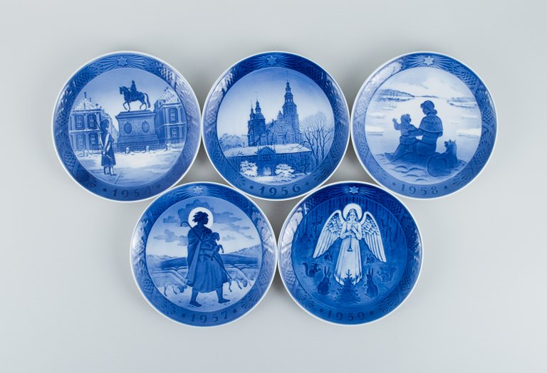 5 Royal Copenhagen Christmas plates from 1954, 56, 57, 58, 59.