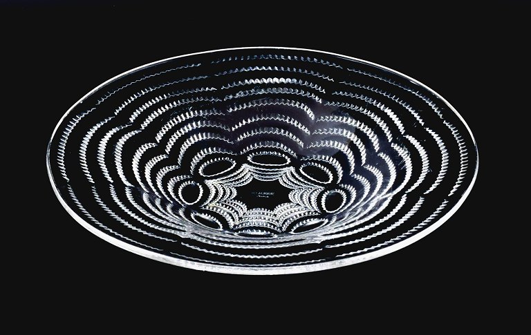 René Lalique, early "Vagues No 1" bowl.In perfect condition.