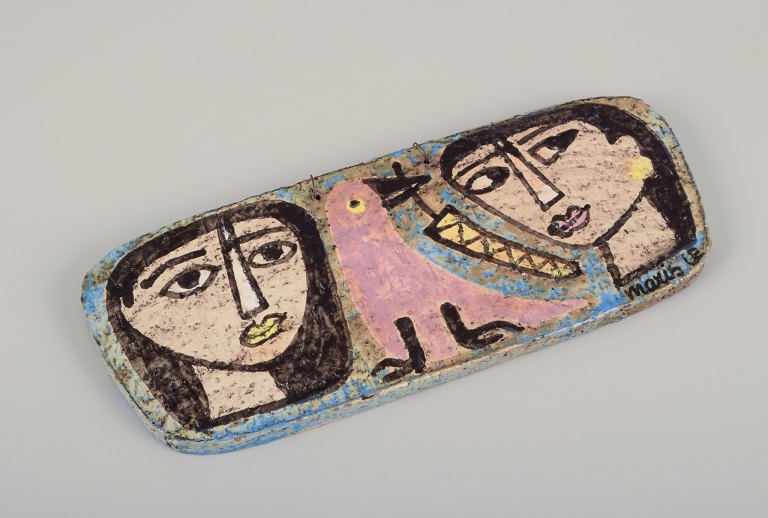 Mari Simmulson (1911-2000) for Upsala Ekeby, Sverige. Sjældent vægrelief i håndmalet keramik.