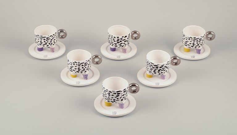 Fransk studio keramiker.Seks par kaffekopper i fajance.