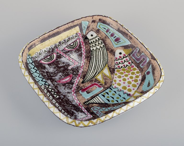 Mari Simmulson (1911-2000) for Upsala Ekeby. 
Keramikskål.