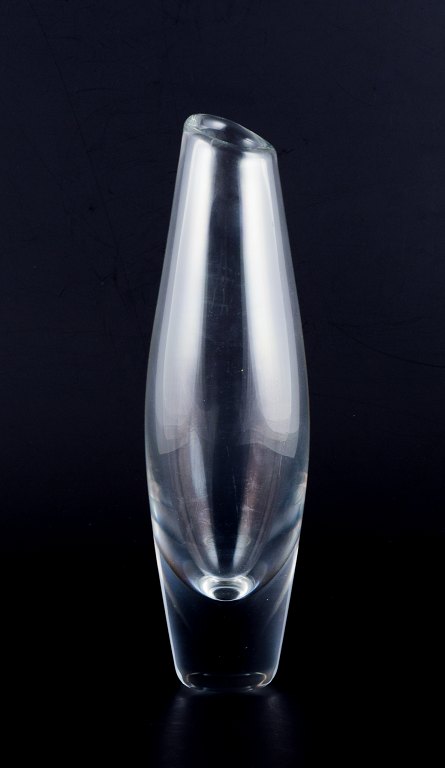 Sven Palmquist for Orrefors, Sweden.Tall and slim art glass vase in clear glass.