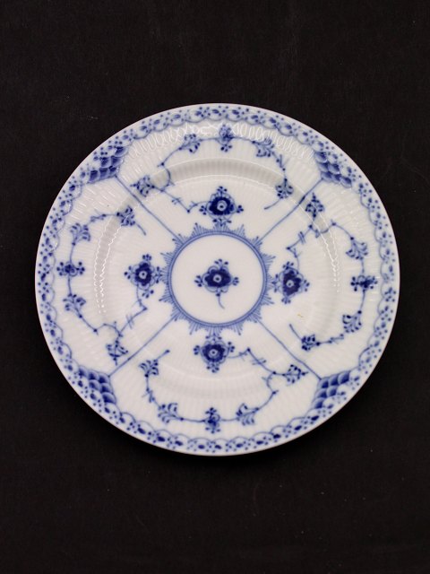 Royal Copenhagen blue fluted plate 1/574