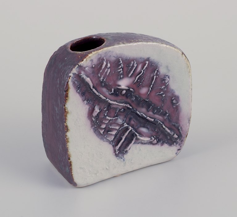 Carl Harry Stålhane for "Designhuset", Sweden.
Unique stoneware vase.