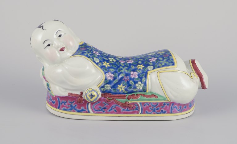 Chinese porcelain sculpture, pillow.