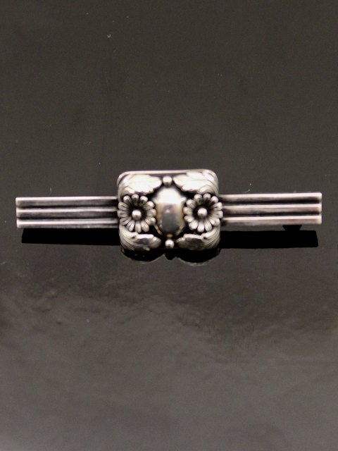 N E From 830 sølv broche