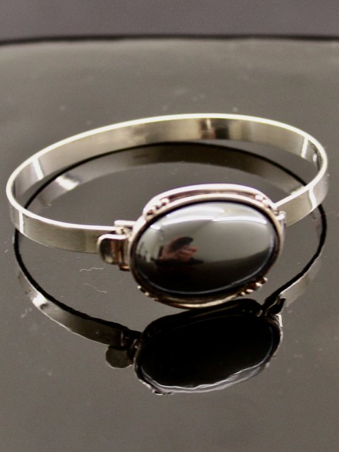 Sterling silver bangle