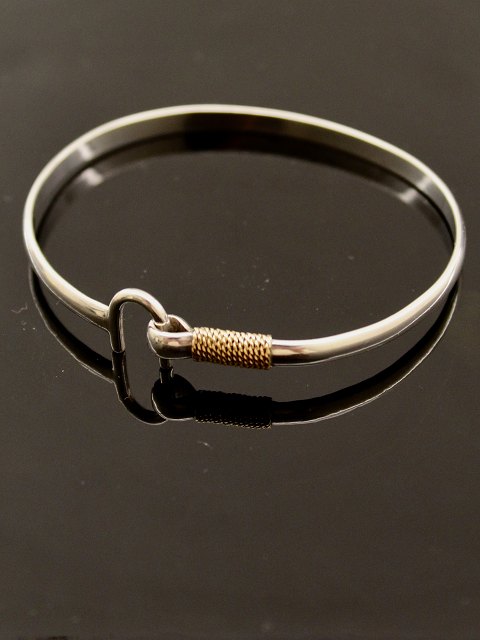 Sterling silver bangle