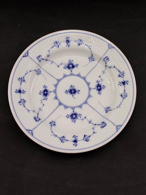 Royal Copenhagen blue fluting plate 1/175