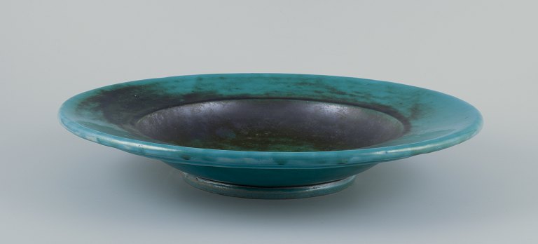 St. Erik keramik Upsala, Sverige.
Stor skål af glaseret stentøj.