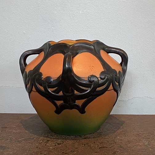 P. Ipsens Enke vase.