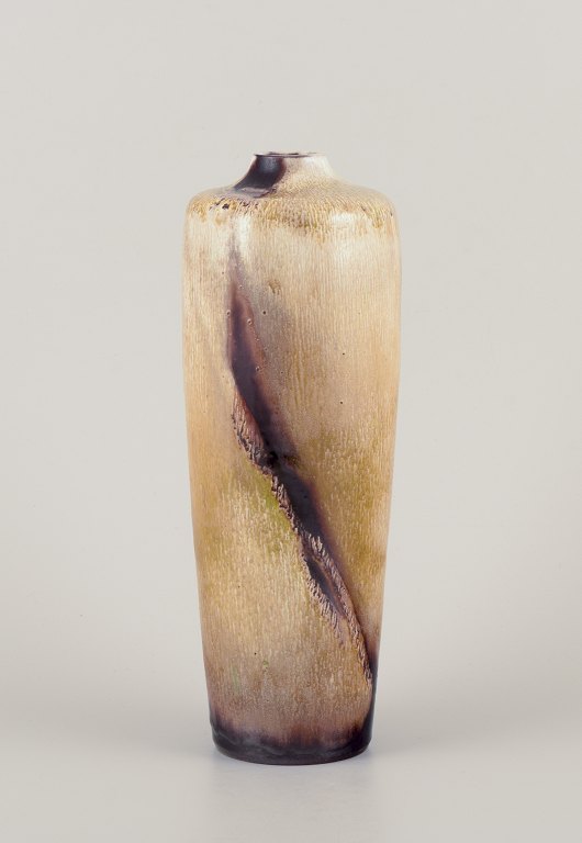 Elly Kuch (1929-2008) and Wilhelm Kuch (1925-2022). 
Unique ceramic vase. Slim shape.