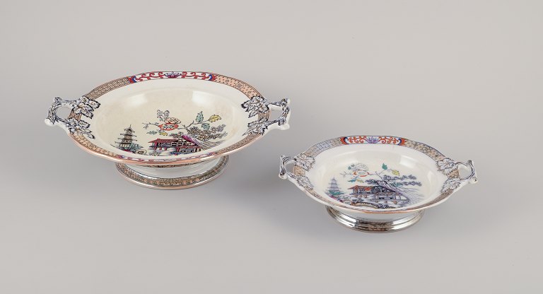 Rörstrand, Sweden. Two pieces of "Japan" faience consisting of a large and low centerpiece with two handles.