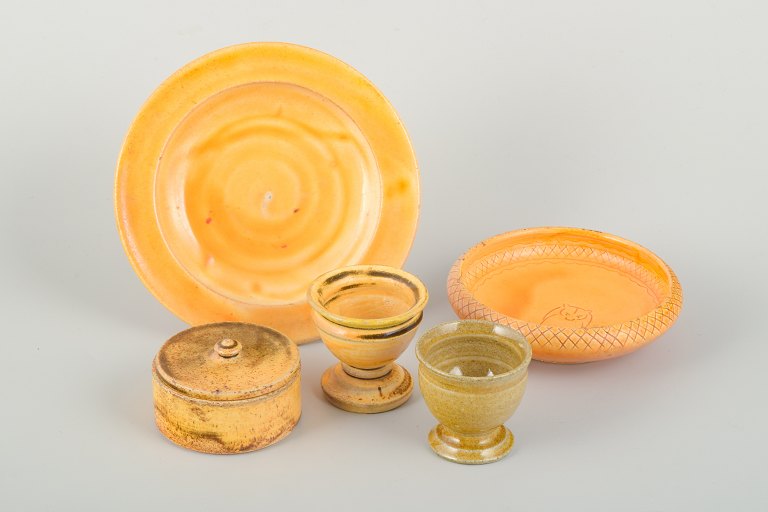 Kähler ceramic collection in uranium glaze.