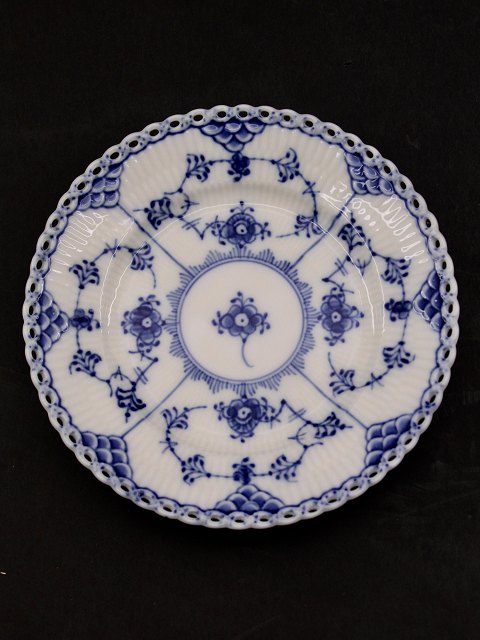 Royal Copenhagen blue fluting plate 1/1088